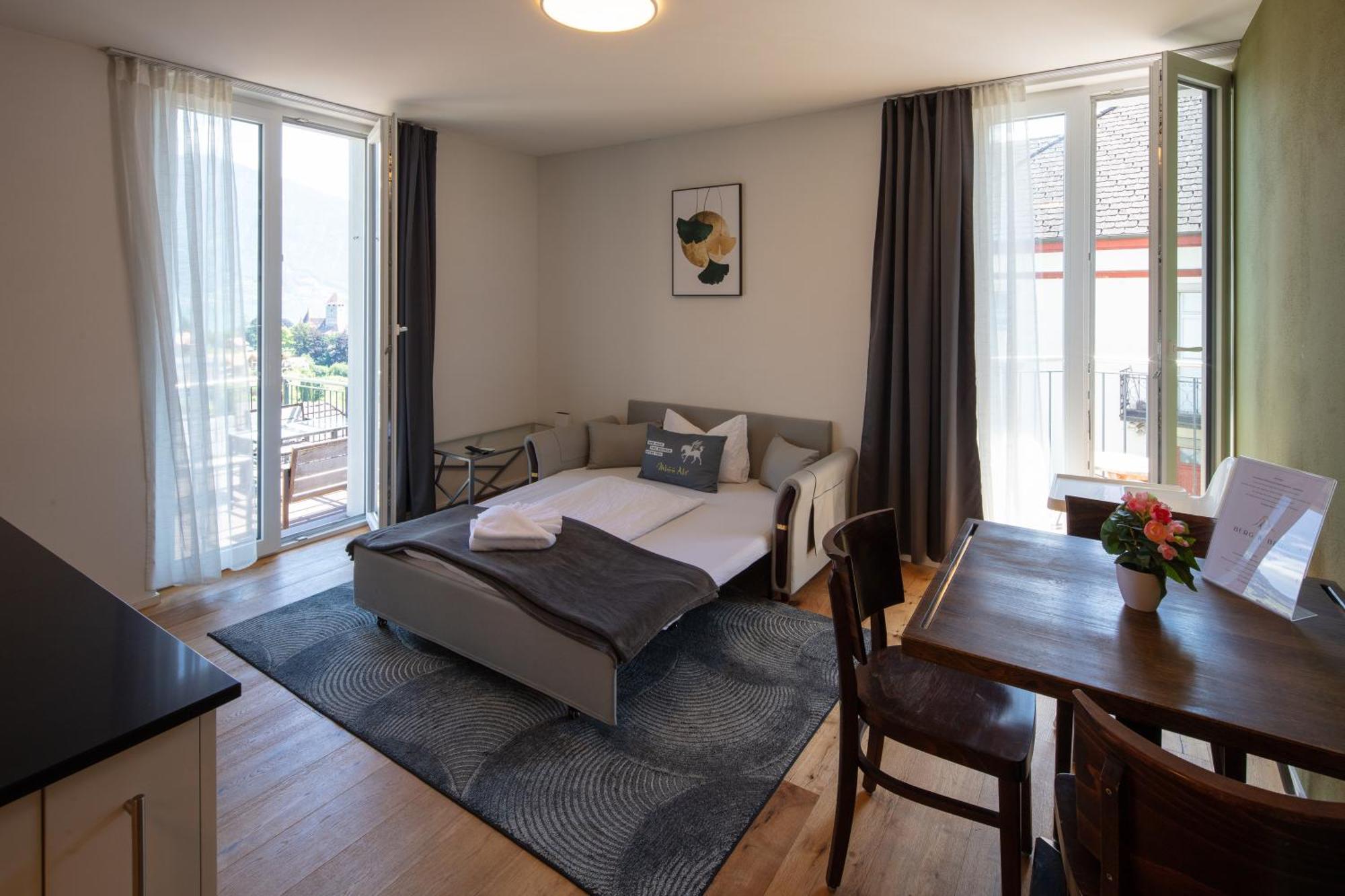 Berg & Berg Apartments - Spiez Self-Check-In Exterior photo