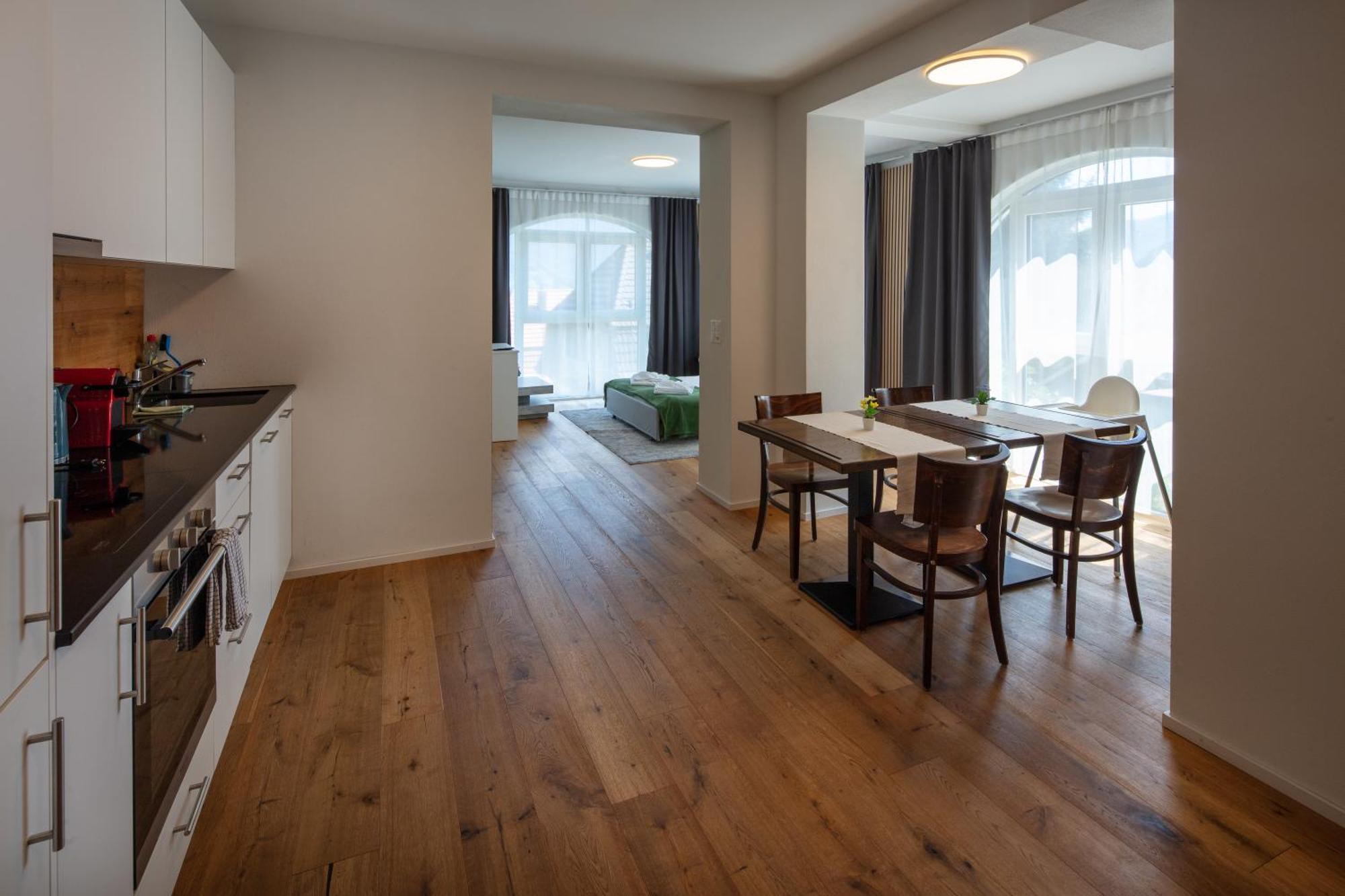 Berg & Berg Apartments - Spiez Self-Check-In Exterior photo