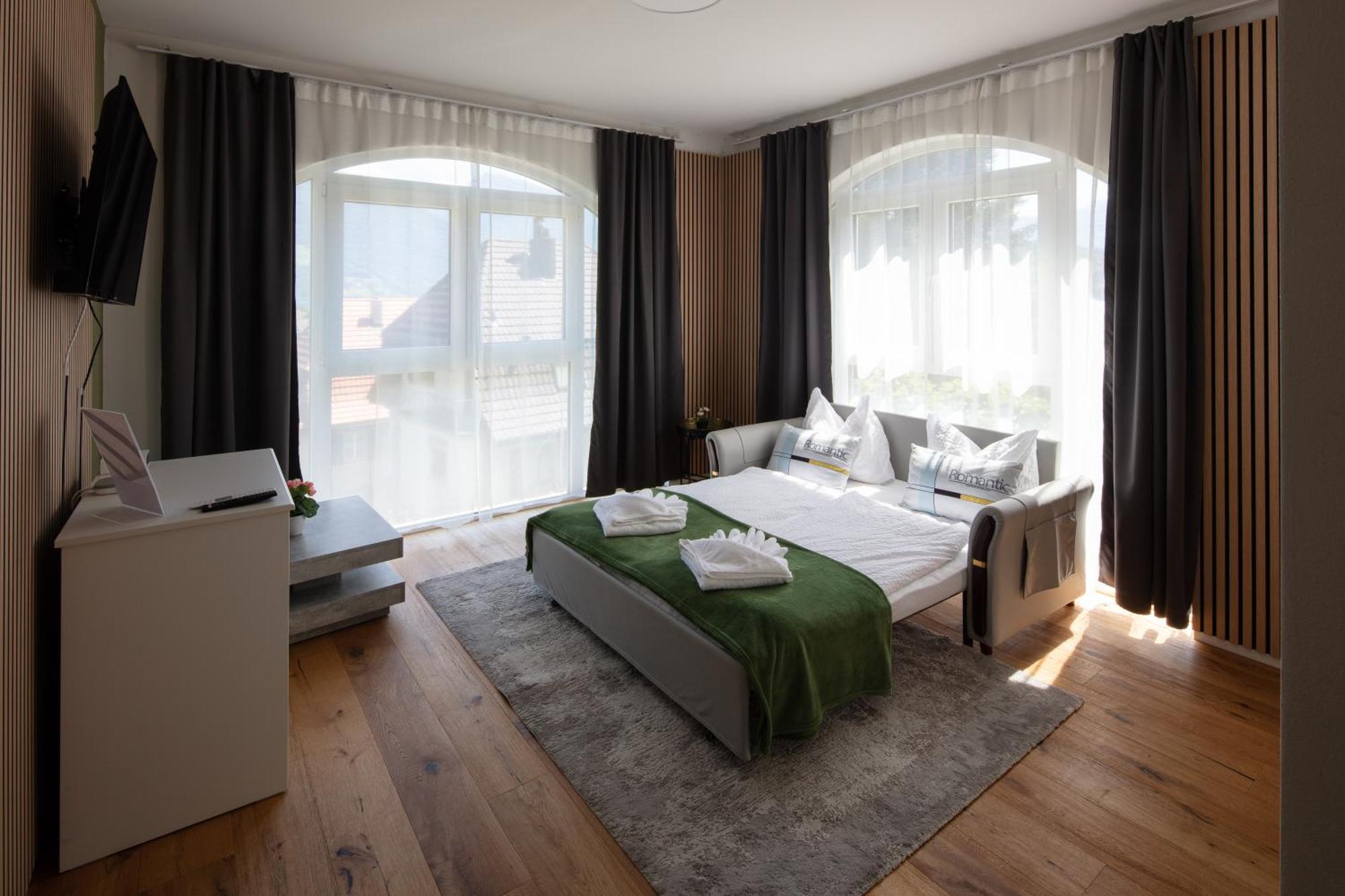 Berg & Berg Apartments - Spiez Self-Check-In Exterior photo